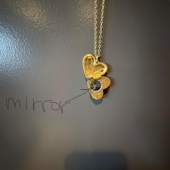 Madewell Carved Heart Locket Pendant Necklace in Vintage Gold - Picture 5 of 7